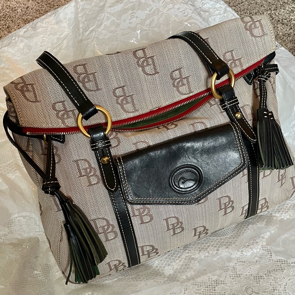 Dooney & Bourke navy leather and Tan Linen Women's Bag